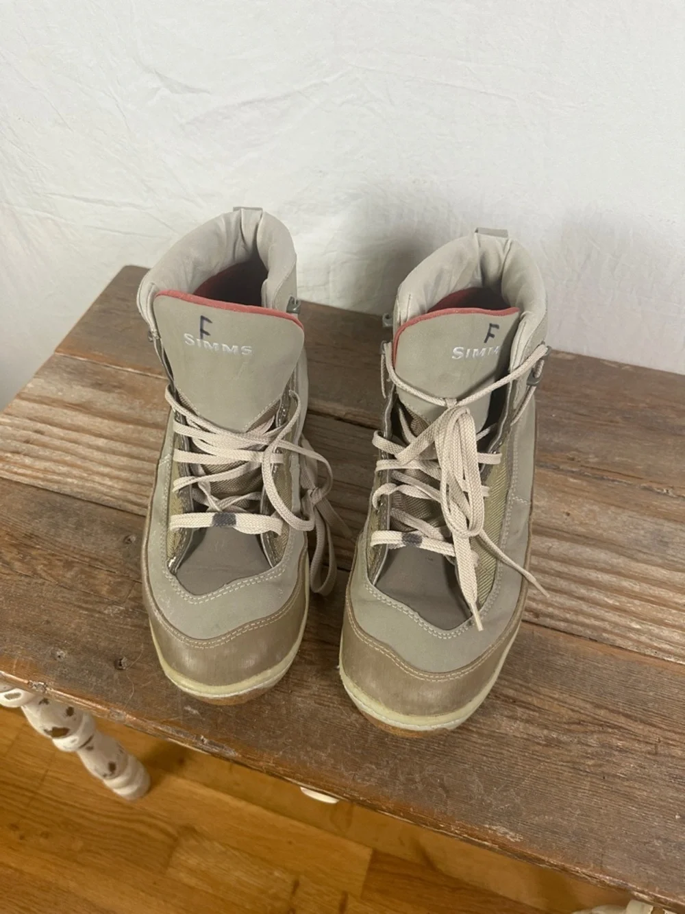 Simms Men's Chukka Boots in Taupe and Olive